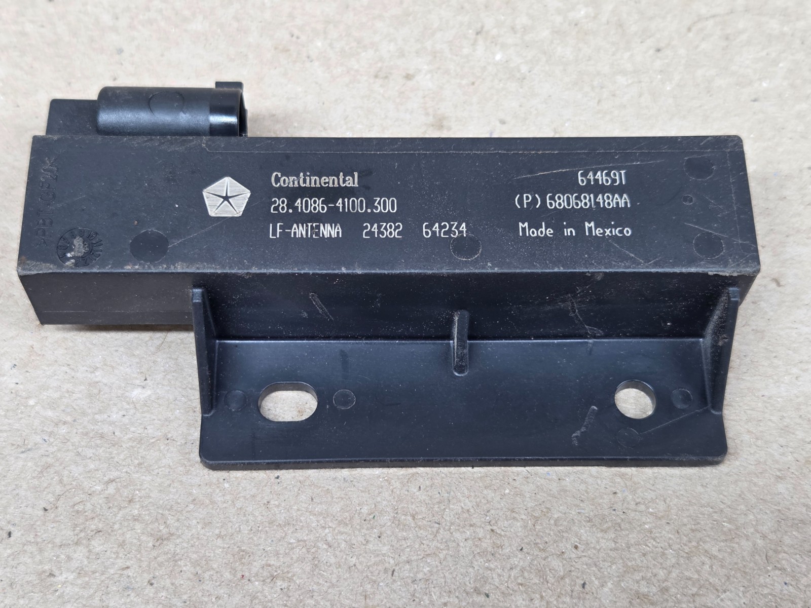 18-24 Jeep JL Wrangler OEM Passive Entry Module 68068148AA, Charger Challenger