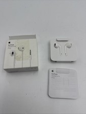 Apple A1748 Wired EarPods White Earphones Lightning Connector Open Box
