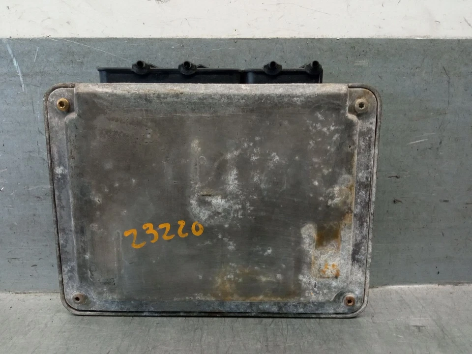 6K0906019 CENTRALINA MOTORE / 6K0906019 / 5582612 PER SEAT IBIZA II 6K1 1.9 SD - Immagine 2 di 4