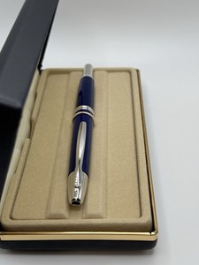 Pilot Vintage Capless Med Nib Fountain Pen Blue Barrel
