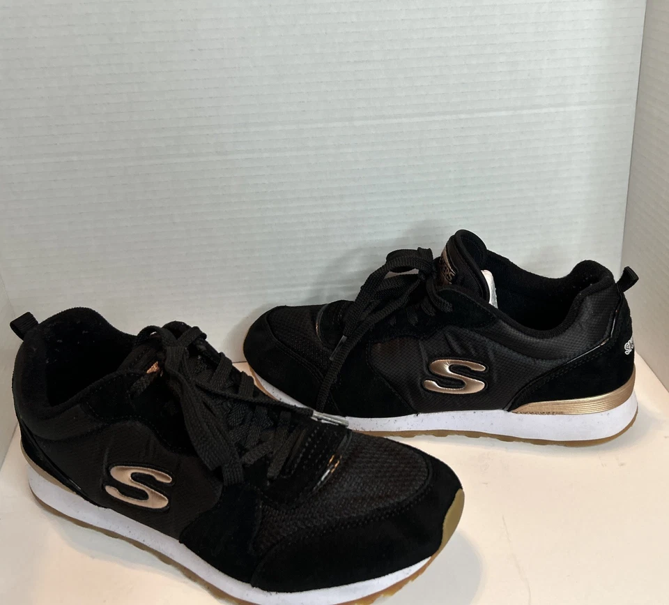 Skechers OG 85 Gold'N Gurl Retro Low Top Sneaker 155351 Women's Size 11 - Image 4 of 4