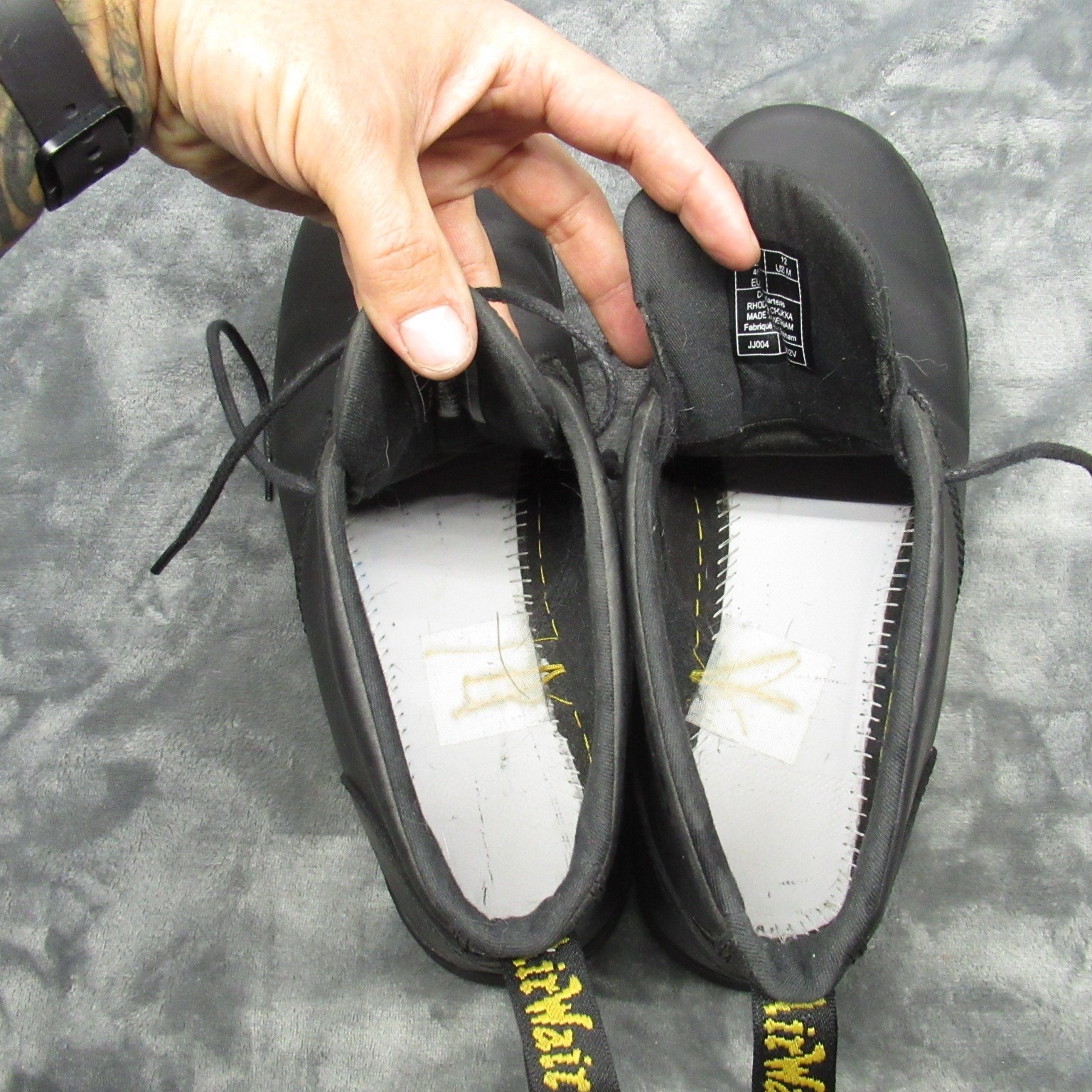 Dr Martens Rhodes Chukka Boots Mens 12 Black Leather Lace Up Chunky Casual