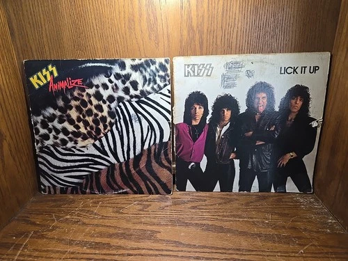 Lot Of 2 80s Kiss Vinyl Albums Lick It Up & Animalize