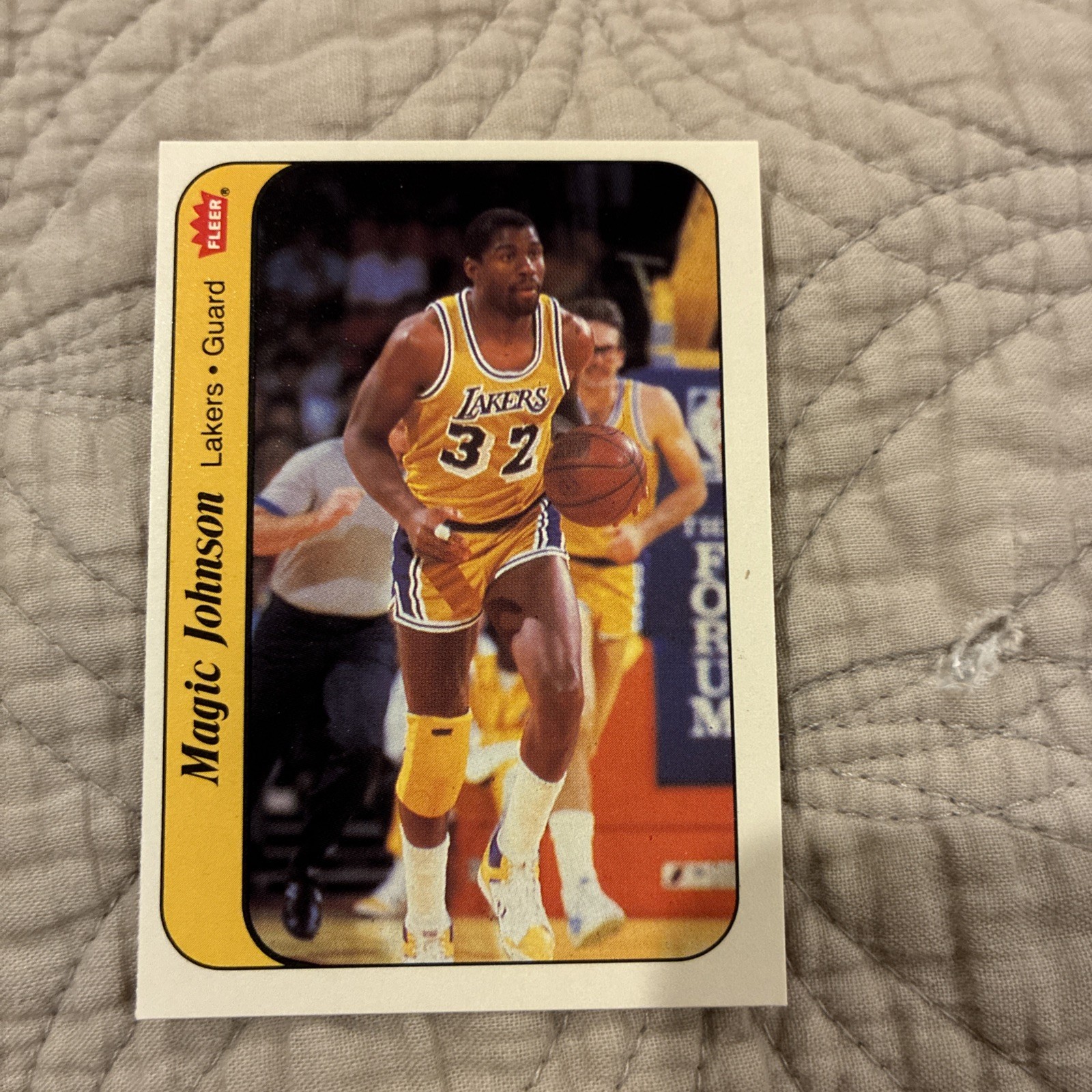 1986-87 Fleer - Stickers Magic Johnson #7 Los Angeles Lakers HOF NM Or Better