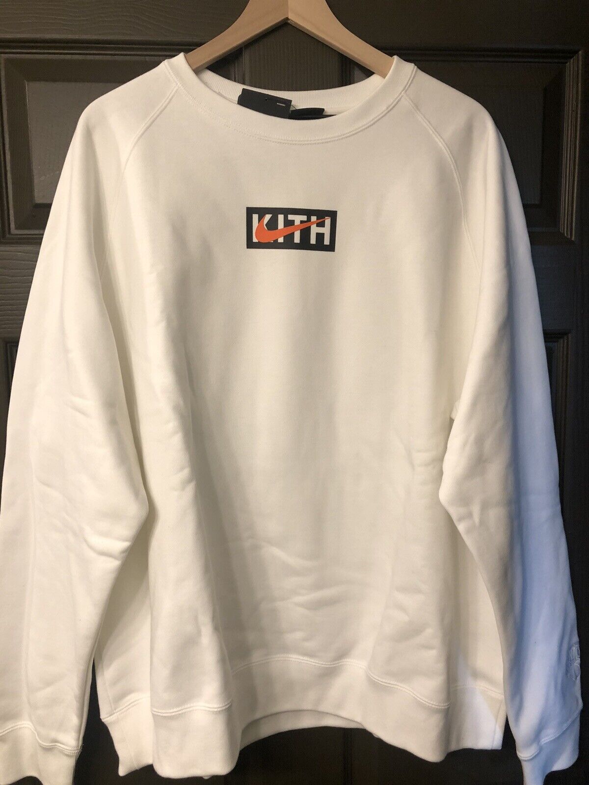 KITH NIKE KNICKS FLEECE CREWNECK BLACK L