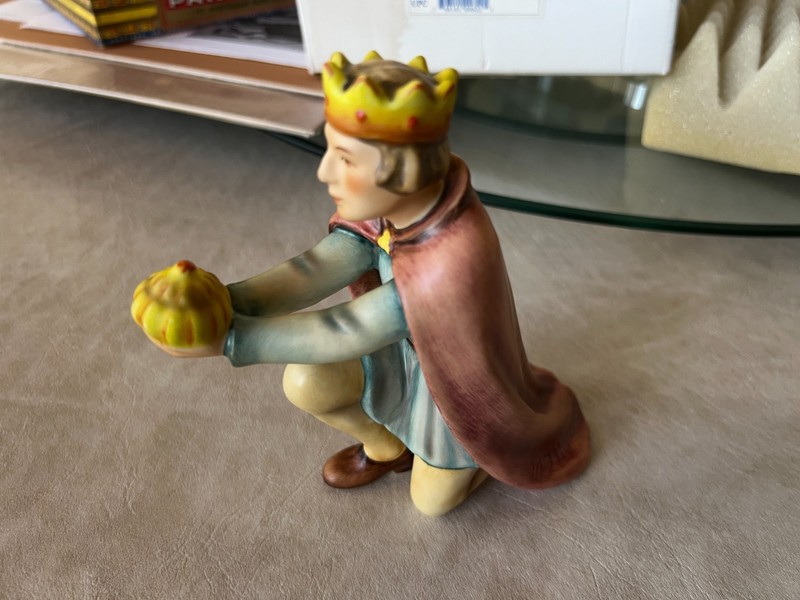 Vintage GOEBEL HUMMEL King Kneeling In Box 214/M/I  Nativity