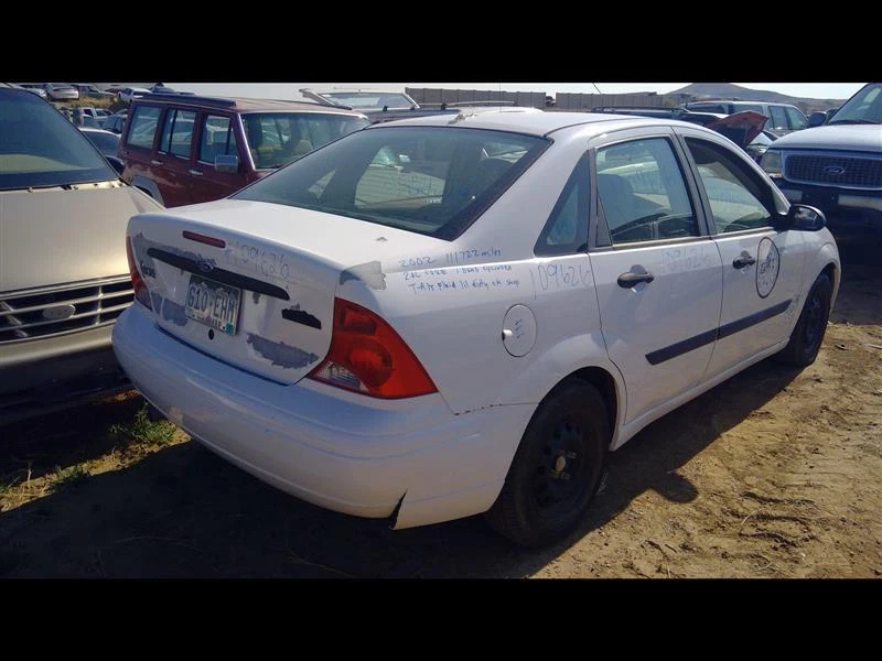 Conjunto de filtro de aire usado se adapta a: Ford Focus 2.0 2002 grado A Foto 3 de 4