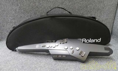 Roland Aerophone AE-10 Black Digital Wind Synthesizer Saxophone w 
