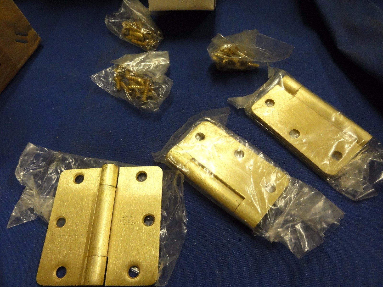 New in box 8 sets Ives Hinges 3CB1 part 3313984 3.5 x 3.5 hinges 24