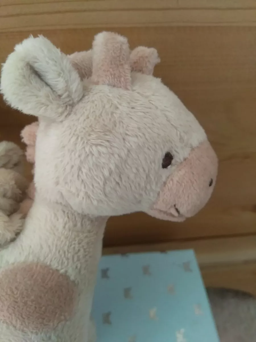 Jellycat Gentle Giraffe Jitter Toy Comforter. Retired 2019. Brand