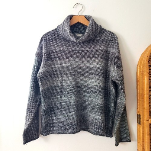 Max Studio Green Knit Turtleneck 