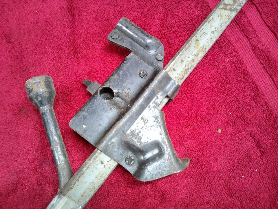 1960 OLDSMOBILE BUMPER JACK  TIRE IRON DYNAMIC 98 88 - Image 4 of 4