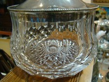 Sucrier en cristal taillé , couvercle argent    #350#
