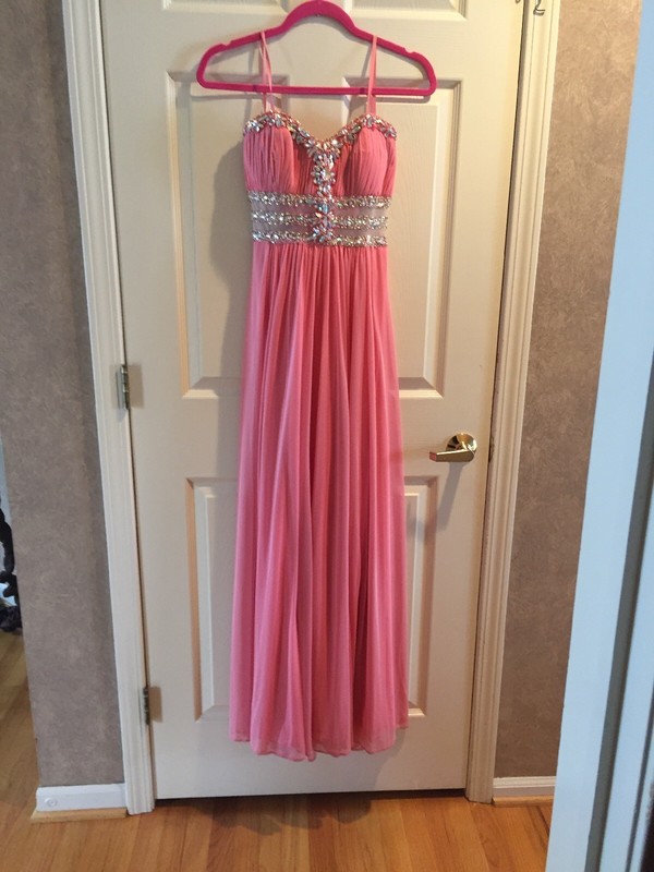 Stunning Long GOWN Peach/Coral Joanna Chen Mesh Sequin Bead Dress Sz 4 $348