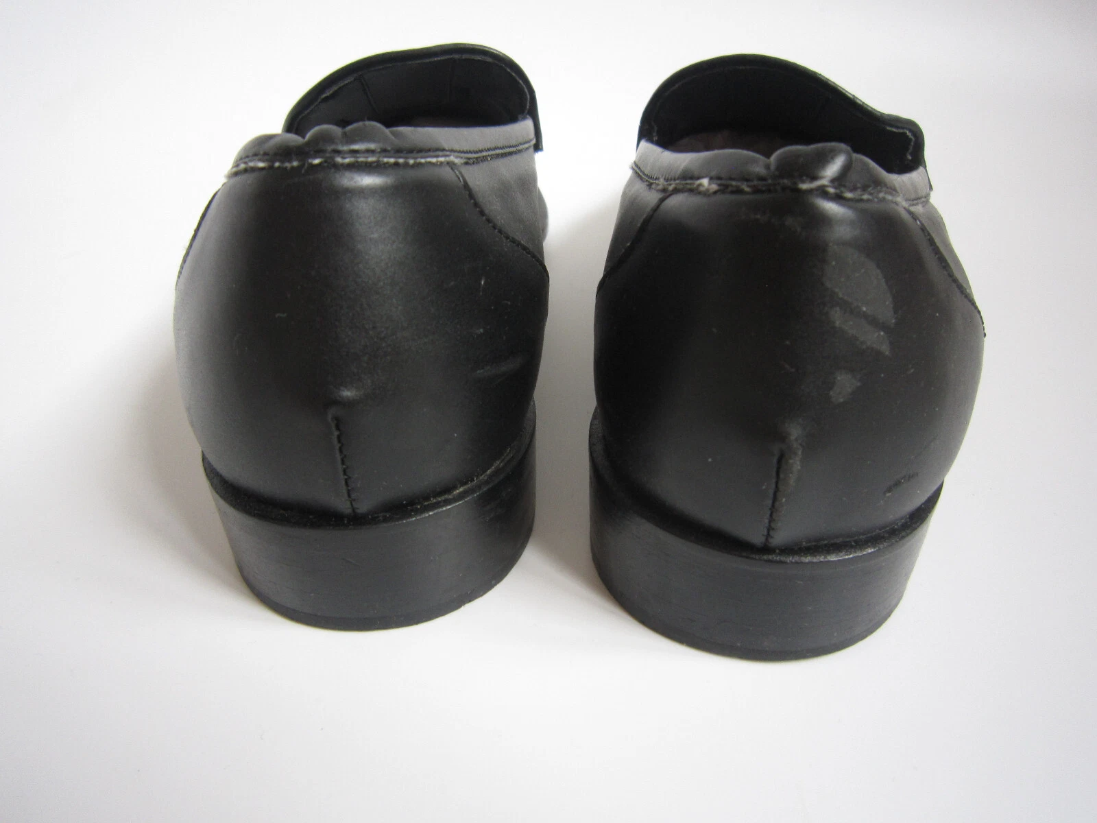 Scarpe uomo Versace V2 Classic in pelle nera. Taglia 42.