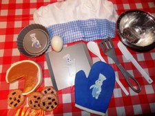 Pillsbury Baking Set Play Food Lot Cookies Pie Mitt Bake ware Egg Cake Measuring