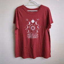 Torrid Classic Fit T-shirt Size 0 0X L Brick Red Graphic Tee Sun Moon Celestial