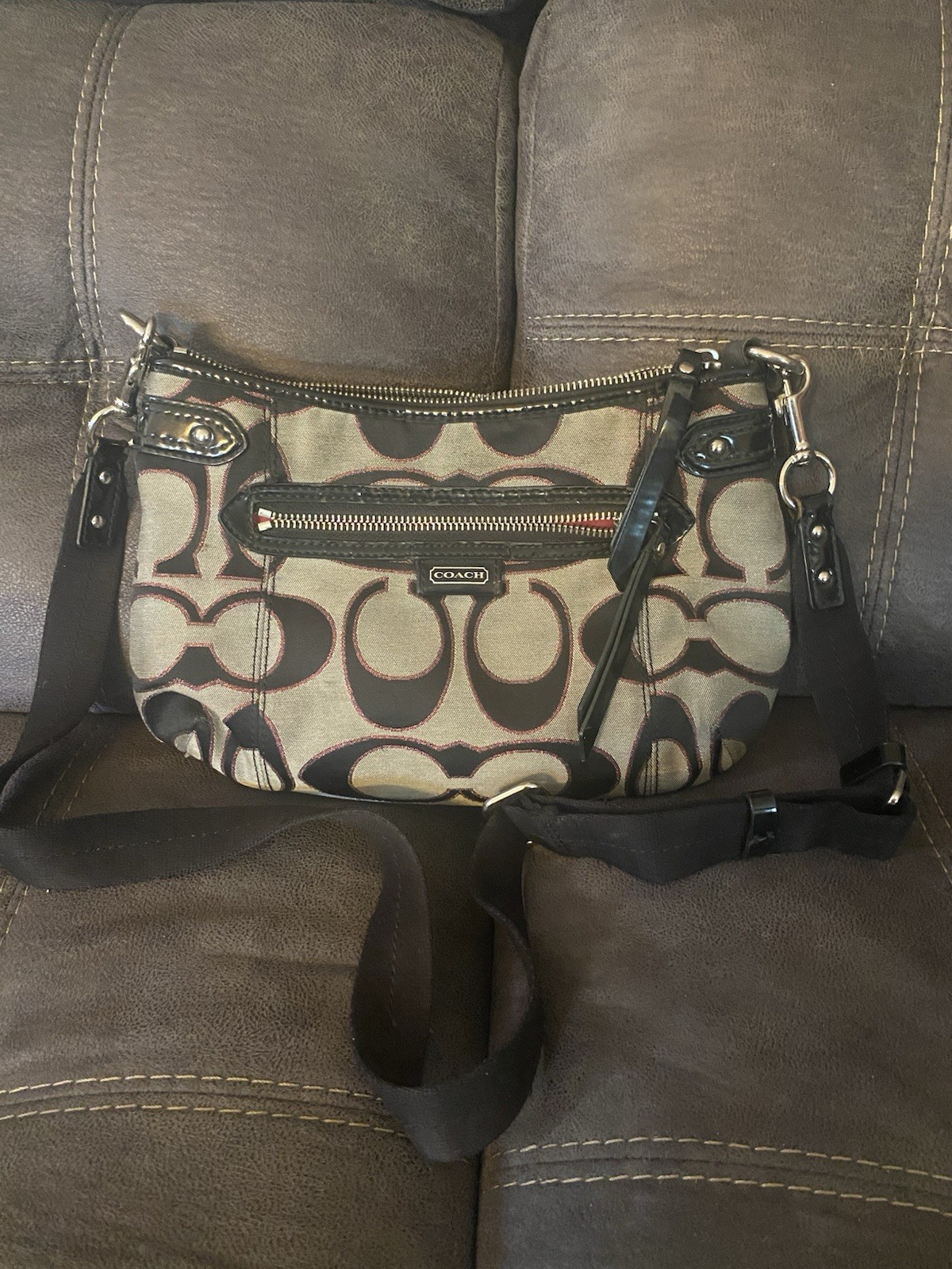 Coach Signature Logo Crossbody Bag Black Beige Zip Closure Silver Hardware