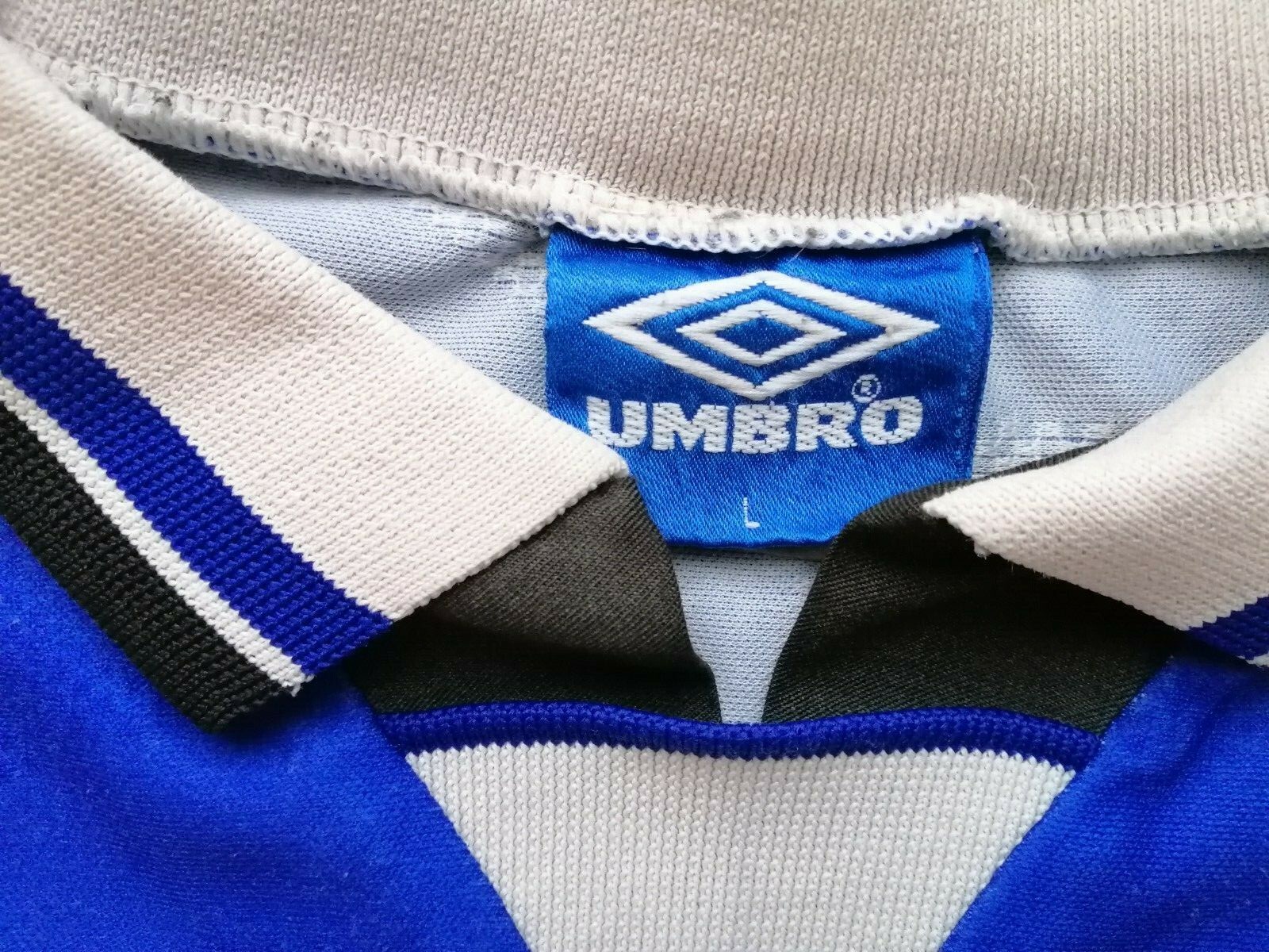 Manchester United 1994-96 Third Kit by Umbro