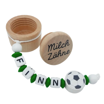 FRAU ELSE Milchzahndose mit Namen Geschenk Geburtstag Junge Mädchen Fußball grün weiß Holz