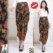 New Azaela's modern kebaya under batik wrap skirt