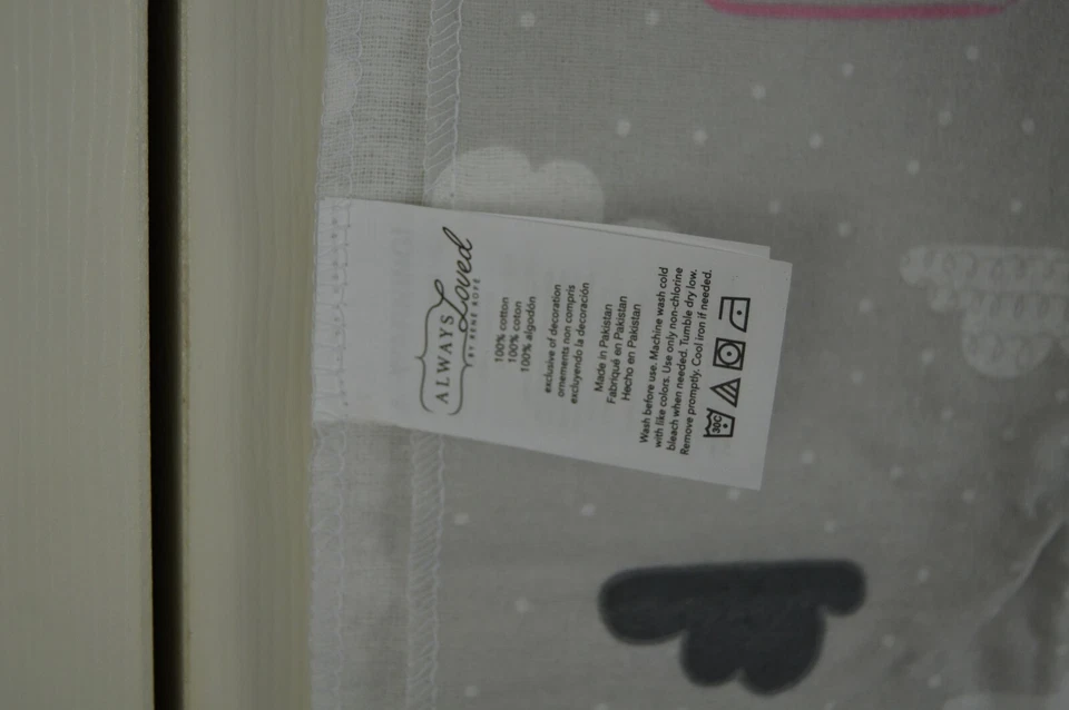 Always Loved by Rene Rofe Clouds 婴儿接收毯法兰绒灰色粉红色圆点 — 第 4/4 张图片