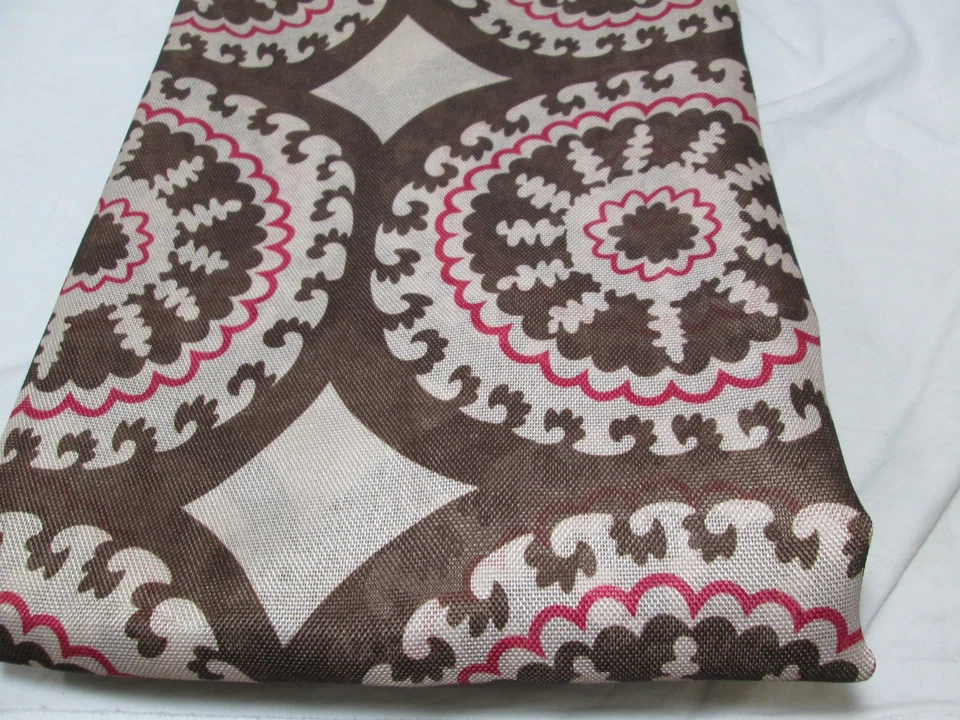 Esprit Home Grommet Pair Two 52x84 Panels Chocolate, Tan & Red Circle Medallion - Imagem 3 de 4