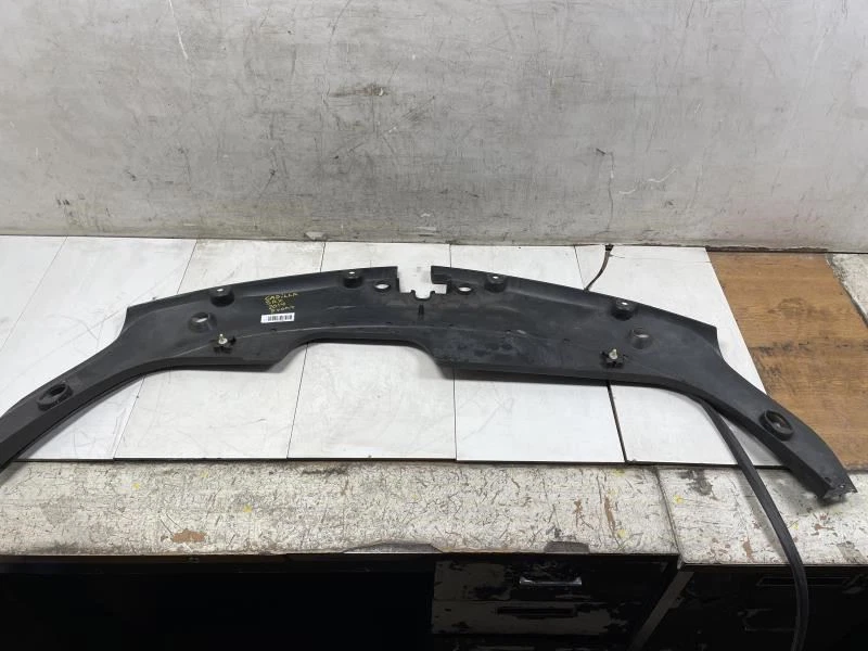 2014 CADILLAC SRX RADIATOR CORE SUPPORT UPPER COVER OEM+ Foto 2 de 4