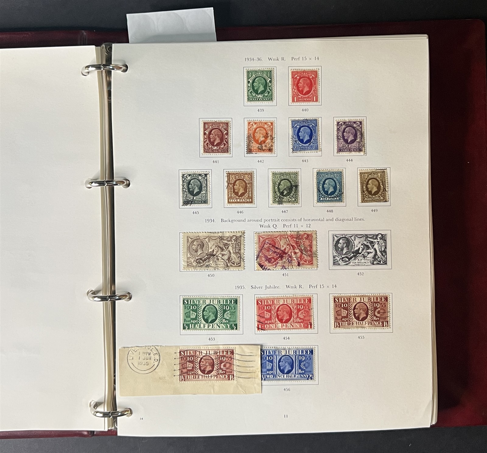 High Value Great Britain Collection in Gibbons Album 1940-1983 ZAYIX 0825G3895