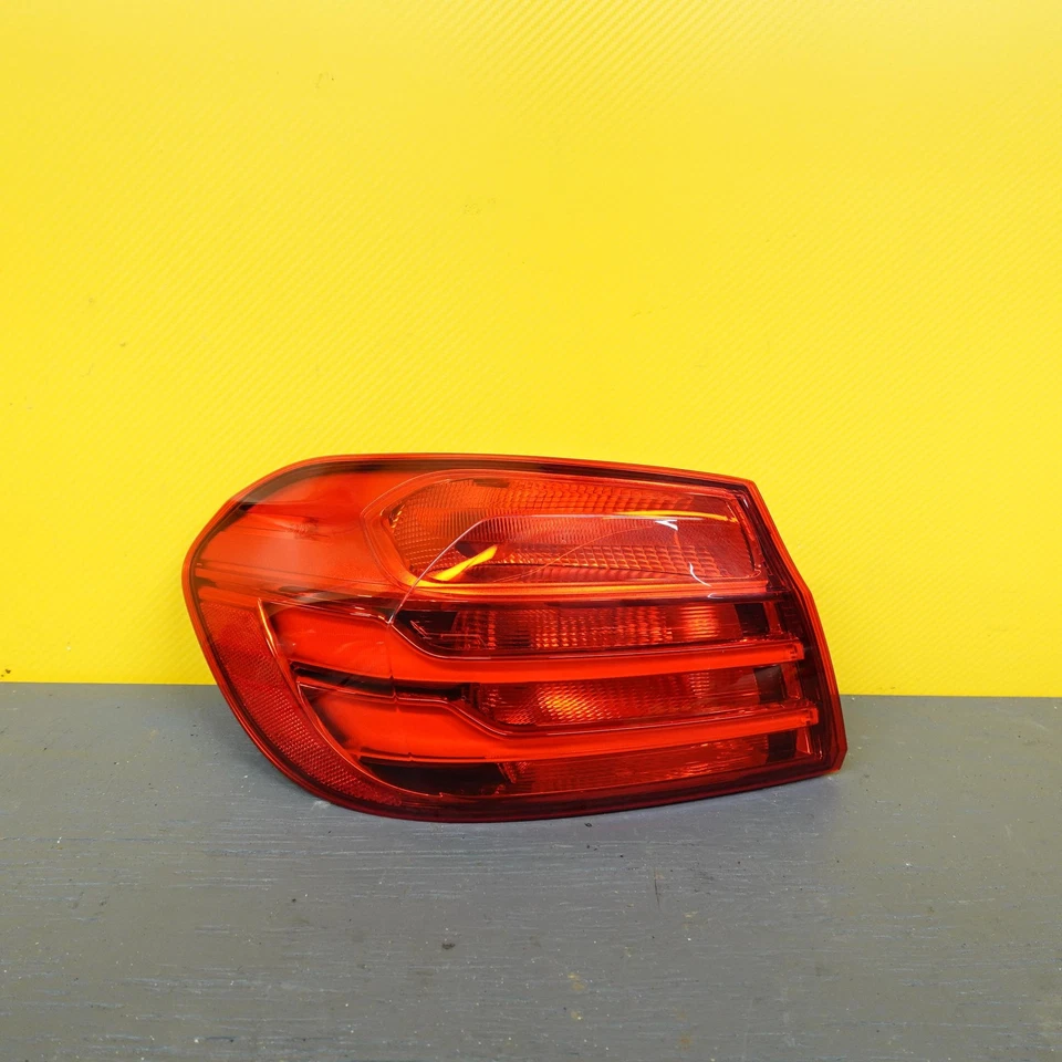 2014-2018 Bmw 435i F32 F33 F36 Lh Left Driver Tail Light Quarter Panel - Image 2 of 4