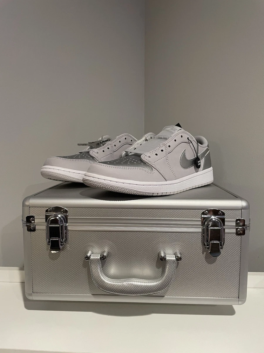 Jordan 1 Retro OG Briefcase Special Box Low Metallic Silver for