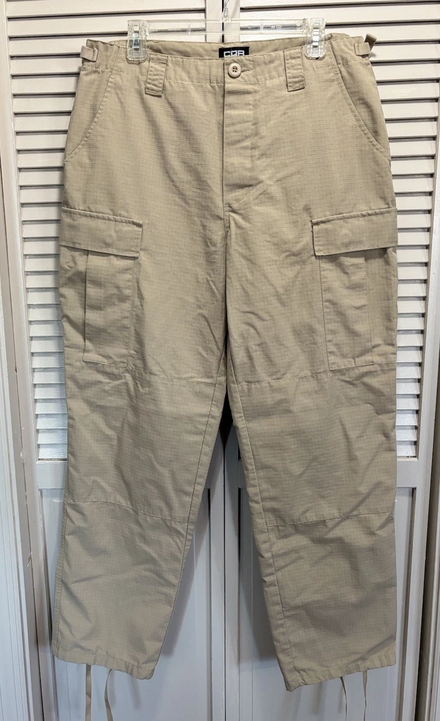CQR Beige Khaki Cargo Tan Pants Size M Straight Leg Logo Mid Rise Zip Tie Hem