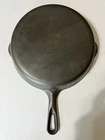 Vintage Griswold No. 7 Small Logo Cast Iron Skillet Frying Pan 701 H Erie PA USA