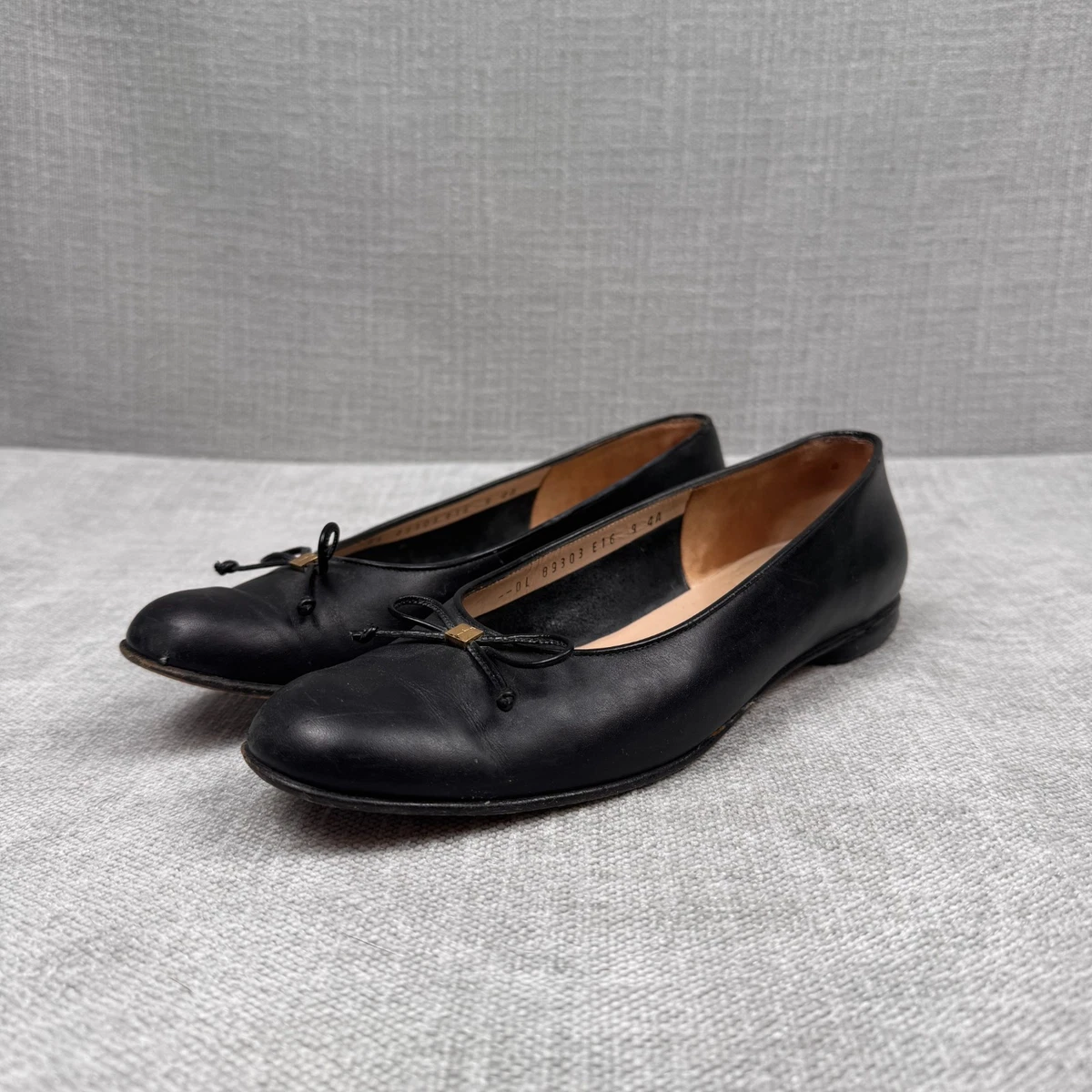 Salvatore Ferragamo Black Flats for Women for sale | eBay display picture 2