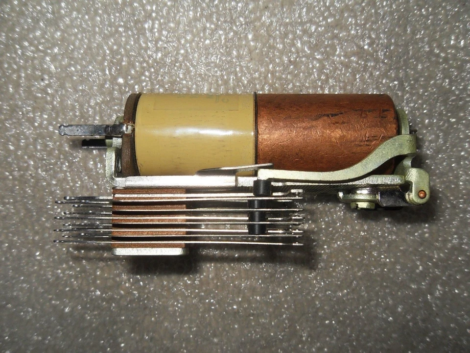 CP Clare S 36233 Relay - Image 3 of 4