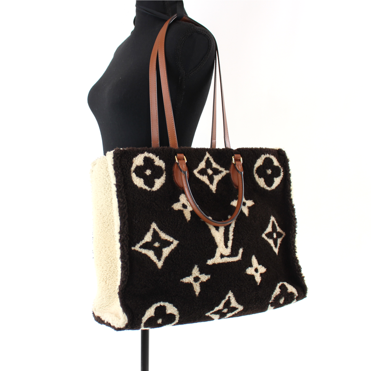 Louis Vuitton Onthego GM Monogram Brown Teddy Tote LV Fleece