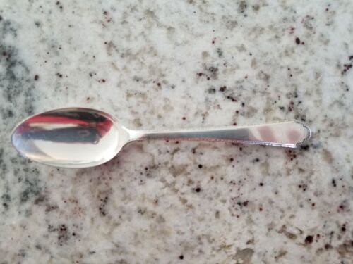 Lunt William and Mary Sterling Silver Sugar Spoon - 5 7/8" - No Mono; EUC - Foto 1 di 5
