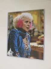 Betty White signed photo Beckett certificate and sticker