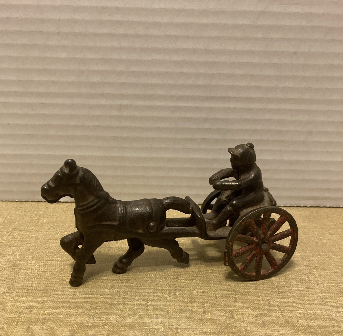 ANTIQUE KENTON SULKY JOCKEY AND HORSE CART CAST IRON TOY 5