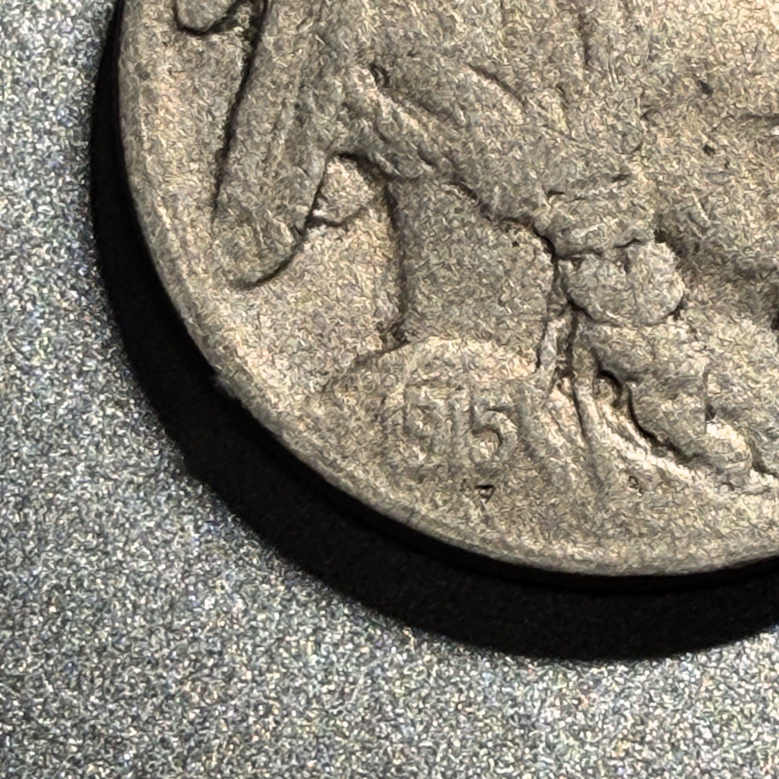 Photo 2/5