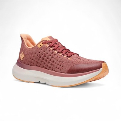 Rabbit Dream Chaser Shoes Womens 8  Track Road Running Sneakers in Blushing Rose