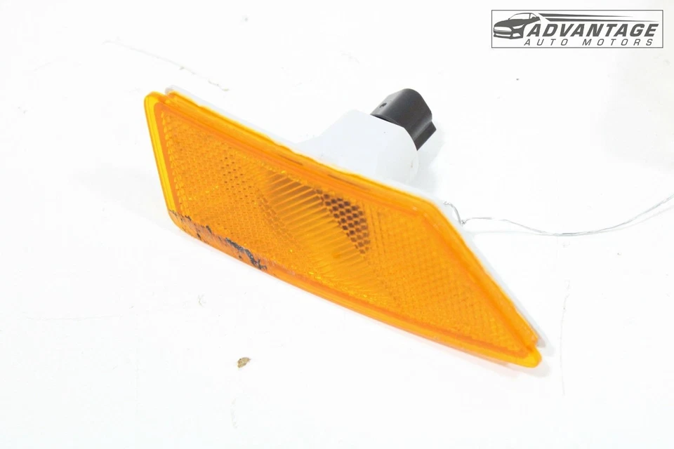 2019-2023 FORD RANGER FRONT BUMPER LEFT DRIVER SIDE MARKER LIGHT LAMP OEM - Image 2 of 4