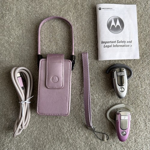 Motorola RAZR Flip Phone Pink Vintage Carry Case & Strap - 2 BlueTooth Pieces