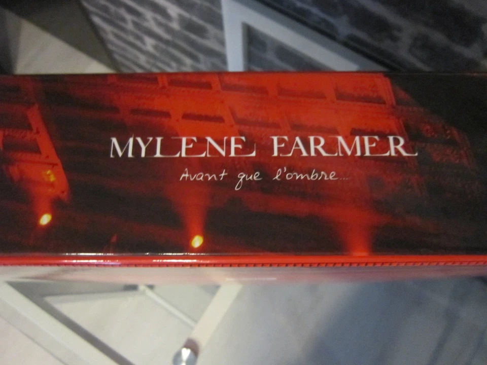 Coffret 8 Vinyles LP 33T + 7 Vinyles 45T Mylène Farmer - Avant que l'Ombre 2021 - Photo 3/4