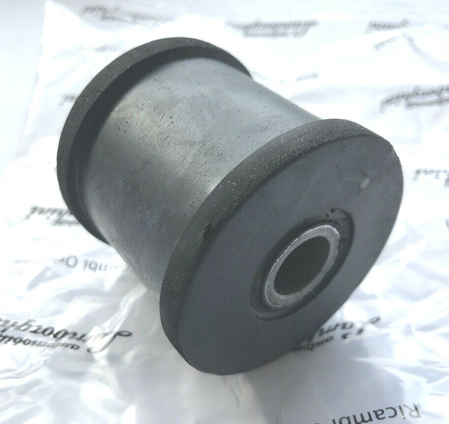Lamborghini 0B950114 Differential Case Support Mount New OEM 
