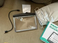 Handhold Page Magnifier Rechargeable Magnifying Glass for Seniors w/ light