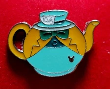 Disney Trading Pin, Hidden Mickey Head, Tea Kettle, Mad Hatter, 2014 r