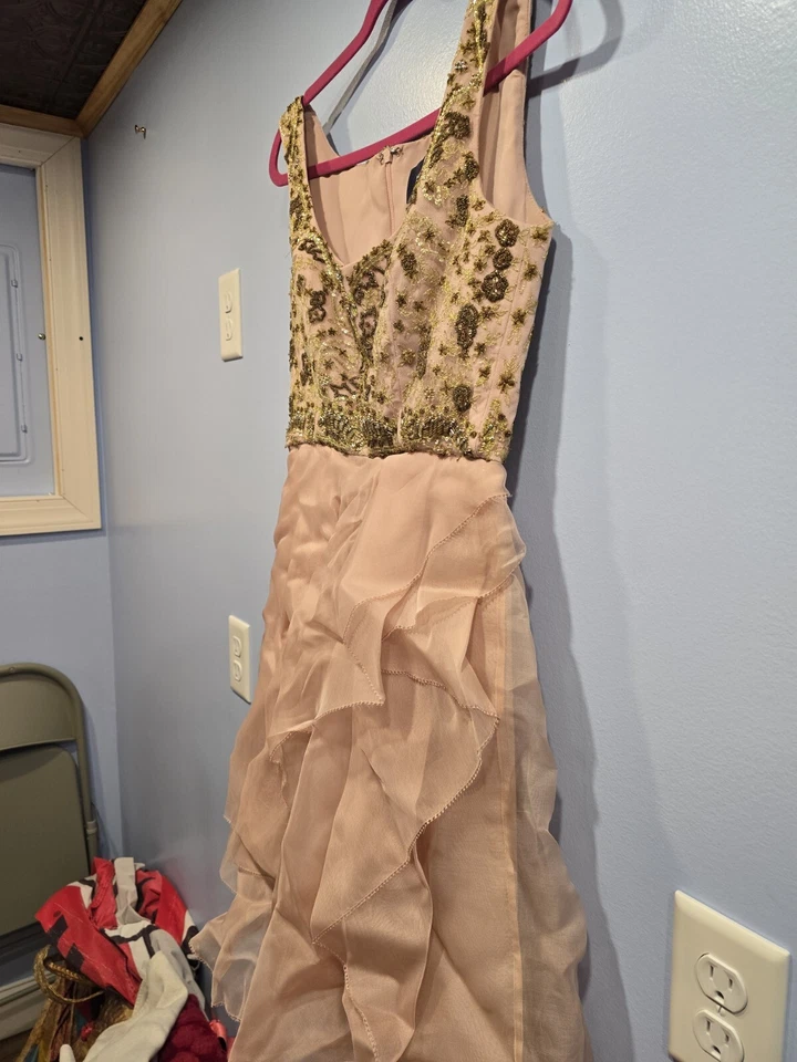 Vestido MARCHESA NOTTE Corpiño con Cuentas Cóctel/Promoción/Formal Talla 8 Foto 3 de 4