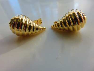 Gold Pear Stud Drop Earrings 9 Carat Yellow Ribbed