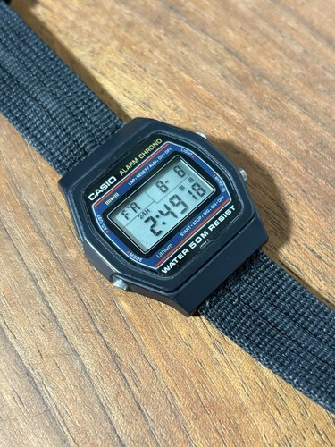 Orologio Vintage Casio Digitale 248 W-26 Cronografo,Allarme,Backlight Nuovo Bat - Foto 14 di 24